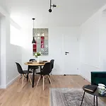 Metro Marymont By Renters ワルシャワ
